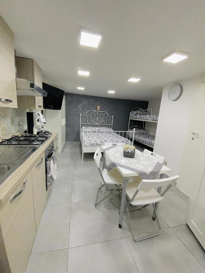 O'Vascetiello Appartement Napels Buitenkant foto
